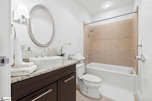 500 E Mcbee Avenue Unit 5209, Greenville, SC 29601