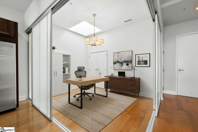 500 E Mcbee Avenue Unit 5209, Greenville, SC 29601