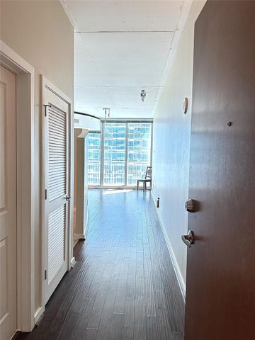 5925 Almeda Road 11812, Houston, TX 77004