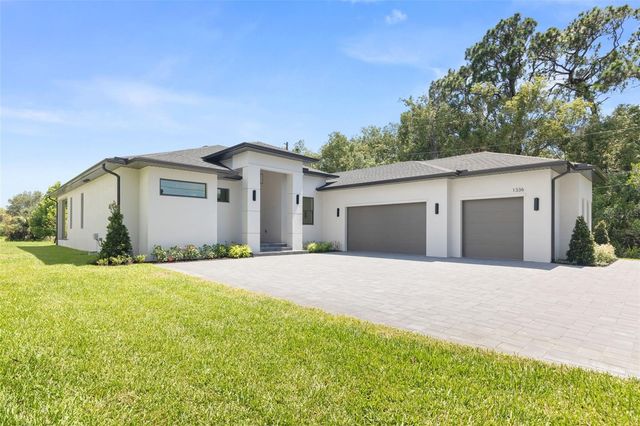 1336 HAYS ROAD, Tarpon Springs, FL 34689