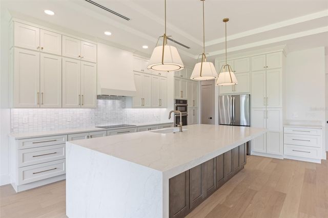 1336 HAYS ROAD, Tarpon Springs, FL 34689