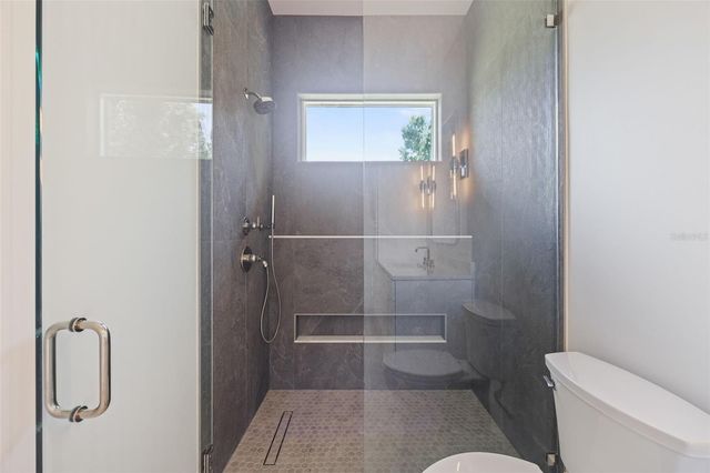 1336 HAYS ROAD, Tarpon Springs, FL 34689