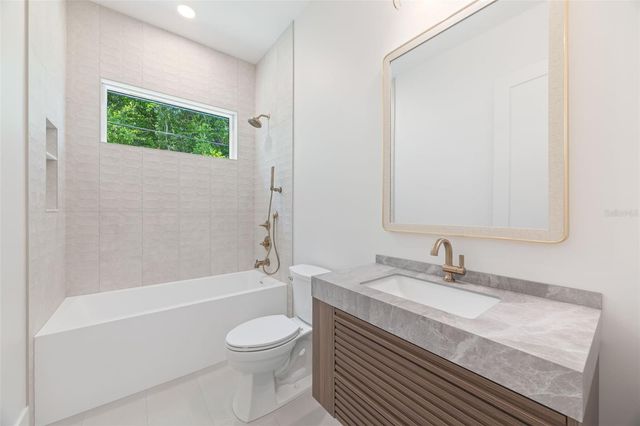 1336 HAYS ROAD, Tarpon Springs, FL 34689