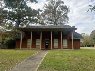 1400 Chestnut St, Crossett, AR 71635