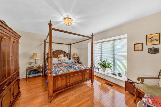 30 Island Green CIR # 22, Penhook, VA 24137