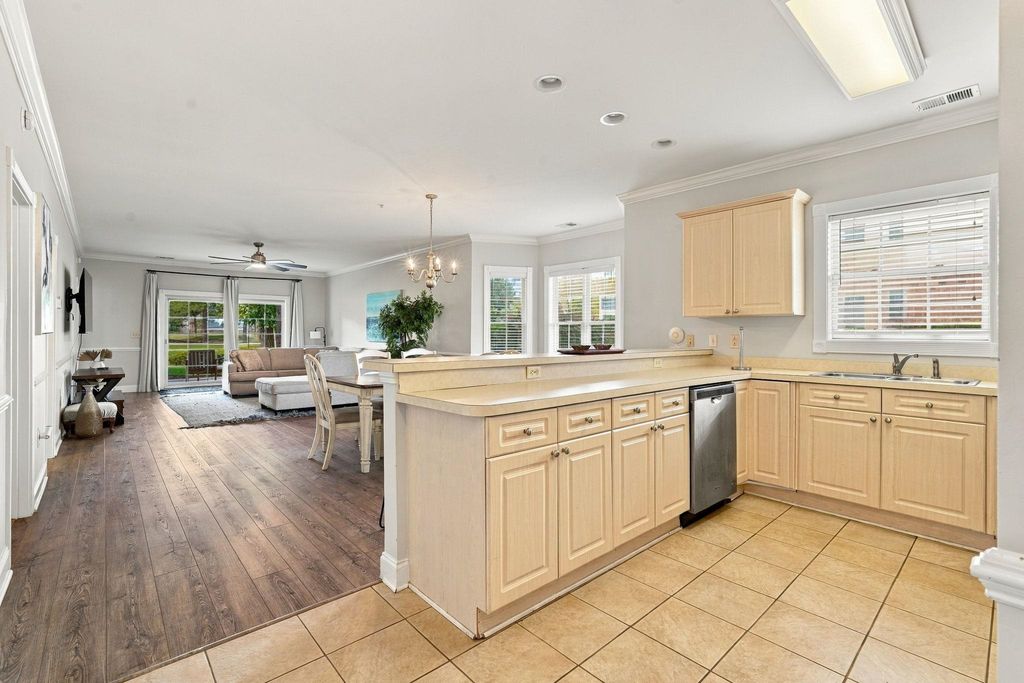 4882 Luster Leaf Circle # 105, Myrtle Beach, SC 29577 — photo 5