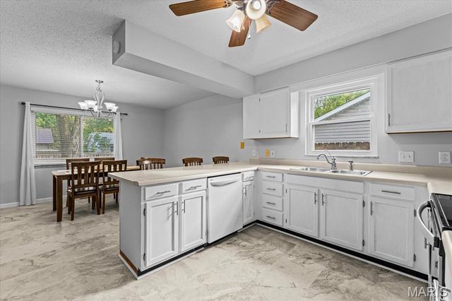 505 Thrush Lane, Swansea, IL 62226
