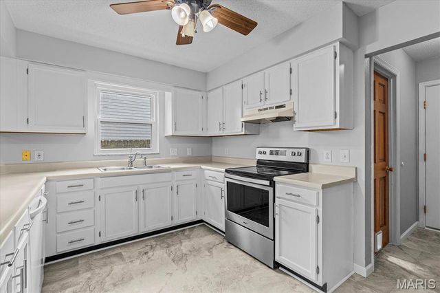 505 Thrush Lane, Swansea, IL 62226