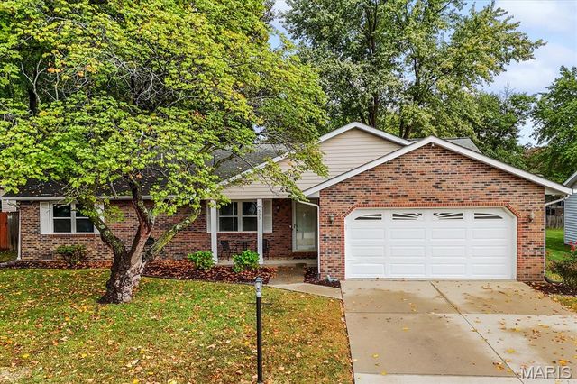 505 Thrush Lane, Swansea, IL 62226