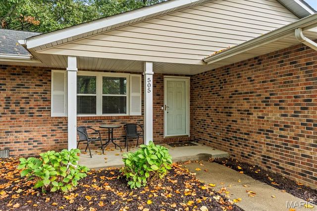 505 Thrush Lane, Swansea, IL 62226