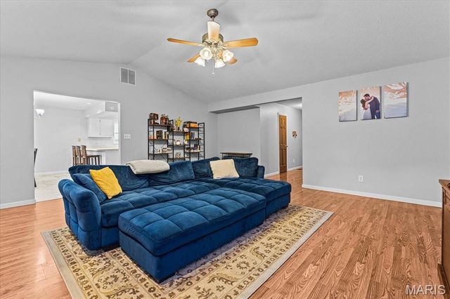 505 Thrush Lane, Swansea, IL 62226