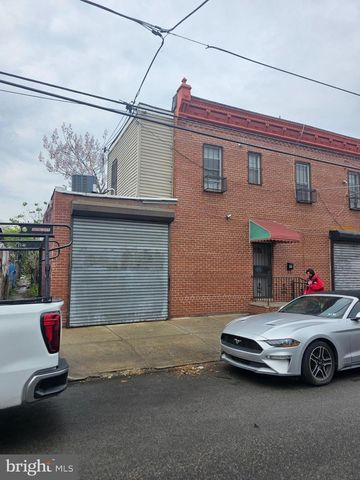 2700 EARP ST, Philadelphia, PA 19146