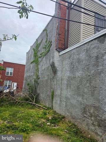 2700 EARP ST, Philadelphia, PA 19146