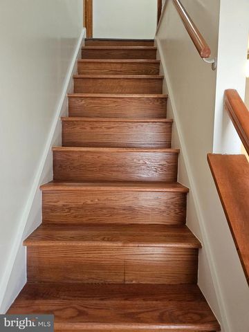 2700 EARP ST, Philadelphia, PA 19146