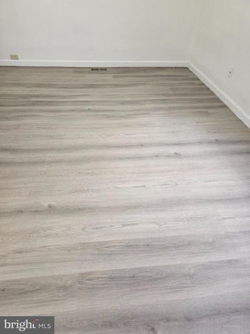 2700 EARP ST, Philadelphia, PA 19146