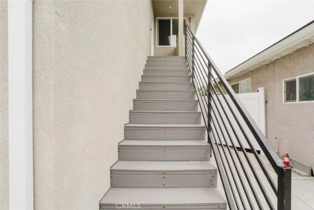 8915 Wakefield Avenue, Panorama City, CA 91402