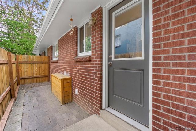 3246 N Columbine Street, Denver, CO 80205