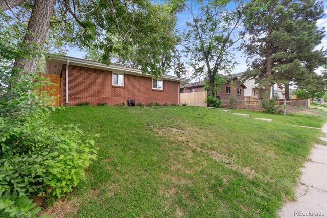 3246 N Columbine Street, Denver, CO 80205