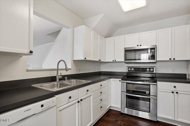 2025 Thornblade Drive, Raleigh, NC 27604