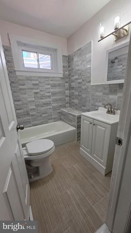 221 HIGHLAND AVE, Trenton, NJ 08618