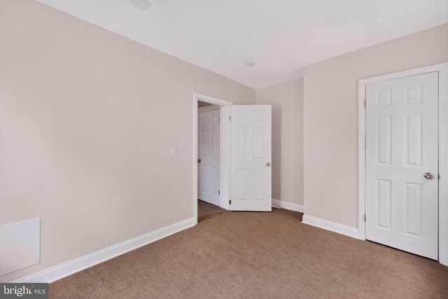 221 HIGHLAND AVE, Trenton, NJ 08618