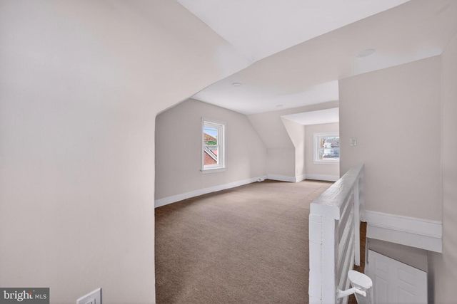 221 HIGHLAND AVE, Trenton, NJ 08618