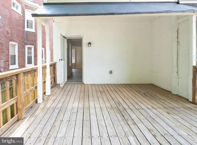 221 HIGHLAND AVE, Trenton, NJ 08618
