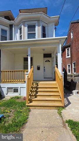 221 HIGHLAND AVE, Trenton, NJ 08618