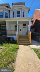 221 HIGHLAND AVE, Trenton, NJ 08618