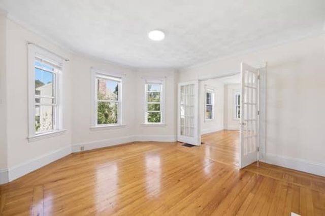 52 Elliott St., Melrose, MA 02176