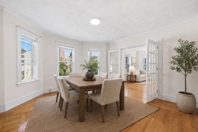 52 Elliott St., Melrose, MA 02176