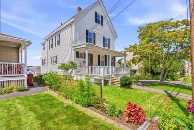 52 Elliott St., Melrose, MA 02176