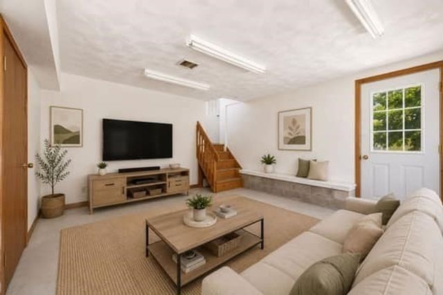 52 Elliott St., Melrose, MA 02176