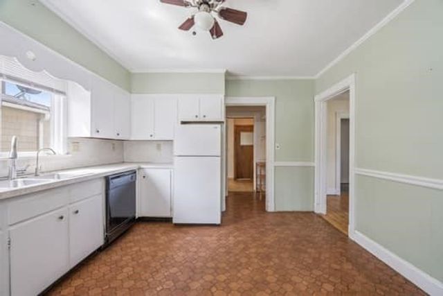 52 Elliott St., Melrose, MA 02176