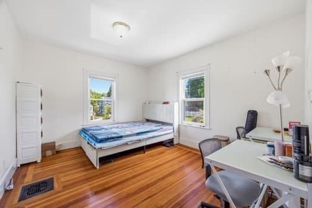 52 Elliott St., Melrose, MA 02176