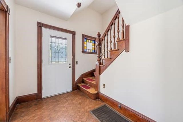 52 Elliott St., Melrose, MA 02176