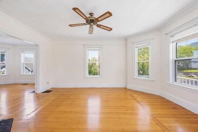 52 Elliott St., Melrose, MA 02176