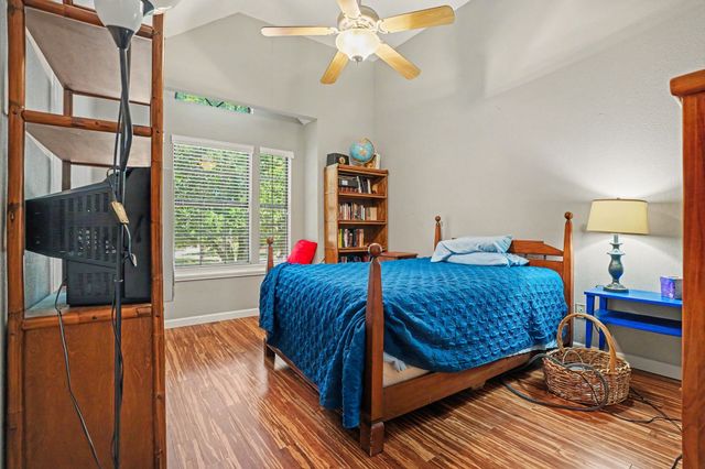 406 Santa Fe Trail 46, Irving, TX 75063