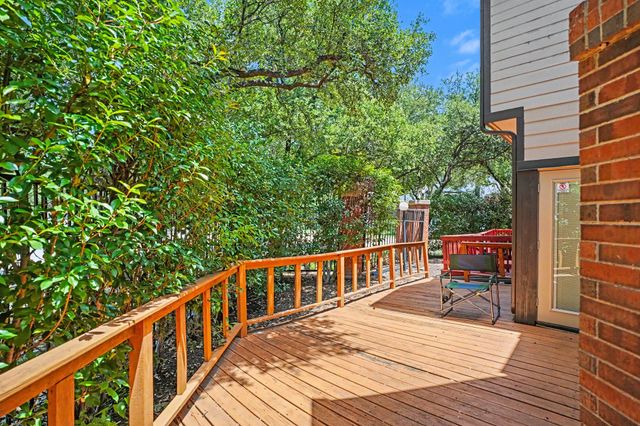 406 Santa Fe Trail 46, Irving, TX 75063