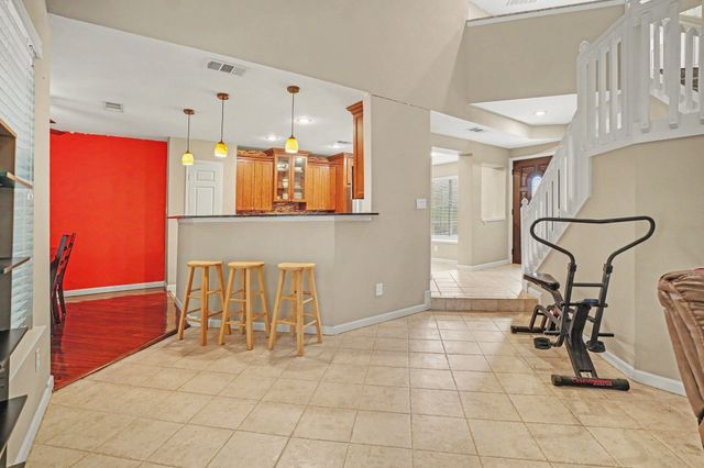 406 Santa Fe Trail 46, Irving, TX 75063