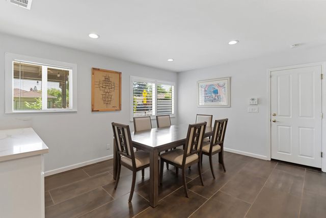 4823 Schuyler Dr, Carmichael, CA 95608