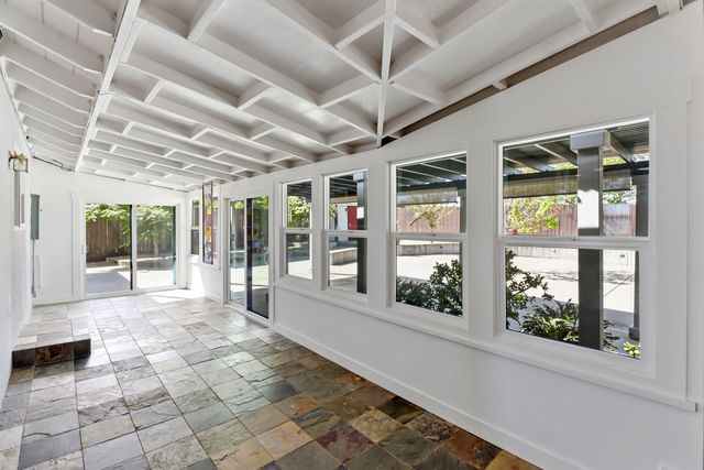 4823 Schuyler Dr, Carmichael, CA 95608