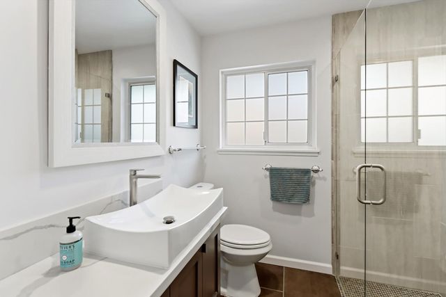 4823 Schuyler Dr, Carmichael, CA 95608