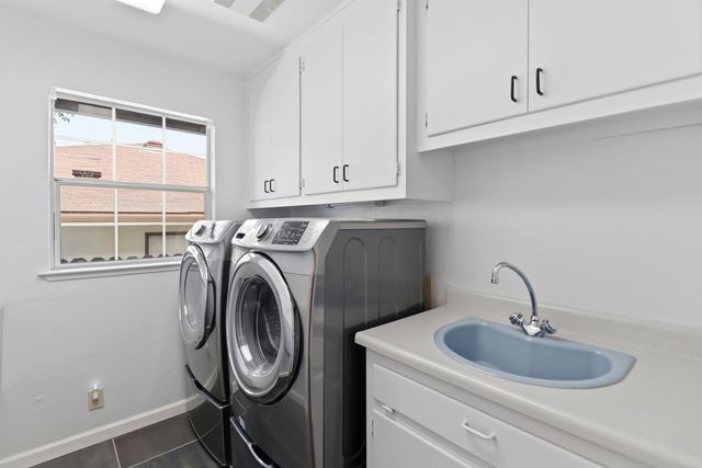 4823 Schuyler Dr, Carmichael, CA 95608