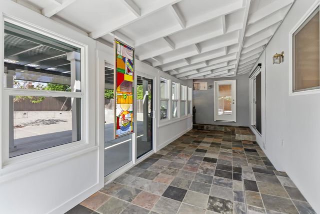 4823 Schuyler Dr, Carmichael, CA 95608