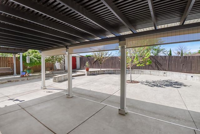 4823 Schuyler Dr, Carmichael, CA 95608