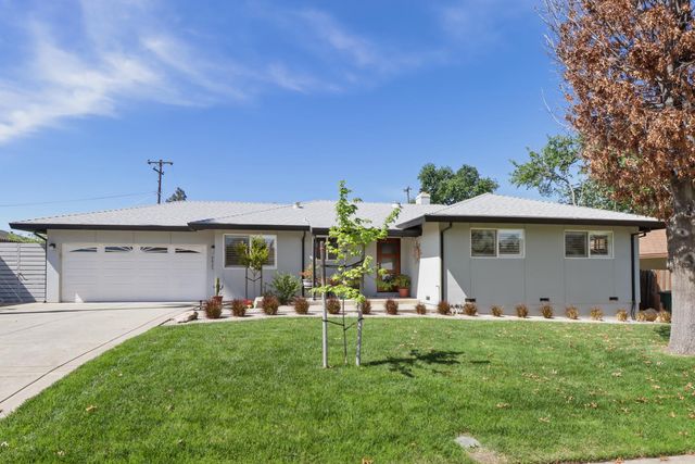 4823 Schuyler Dr, Carmichael, CA 95608