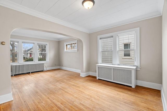 2196 Eleanor Avenue, Saint Paul, MN 55116