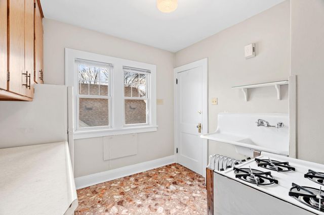 2196 Eleanor Avenue, Saint Paul, MN 55116