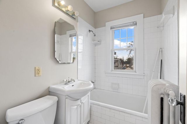 2196 Eleanor Avenue, Saint Paul, MN 55116